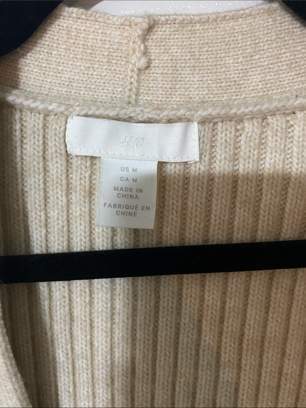 H&M Cream Ribbed V-Neck Button Cardigan - Picture 2 of 5